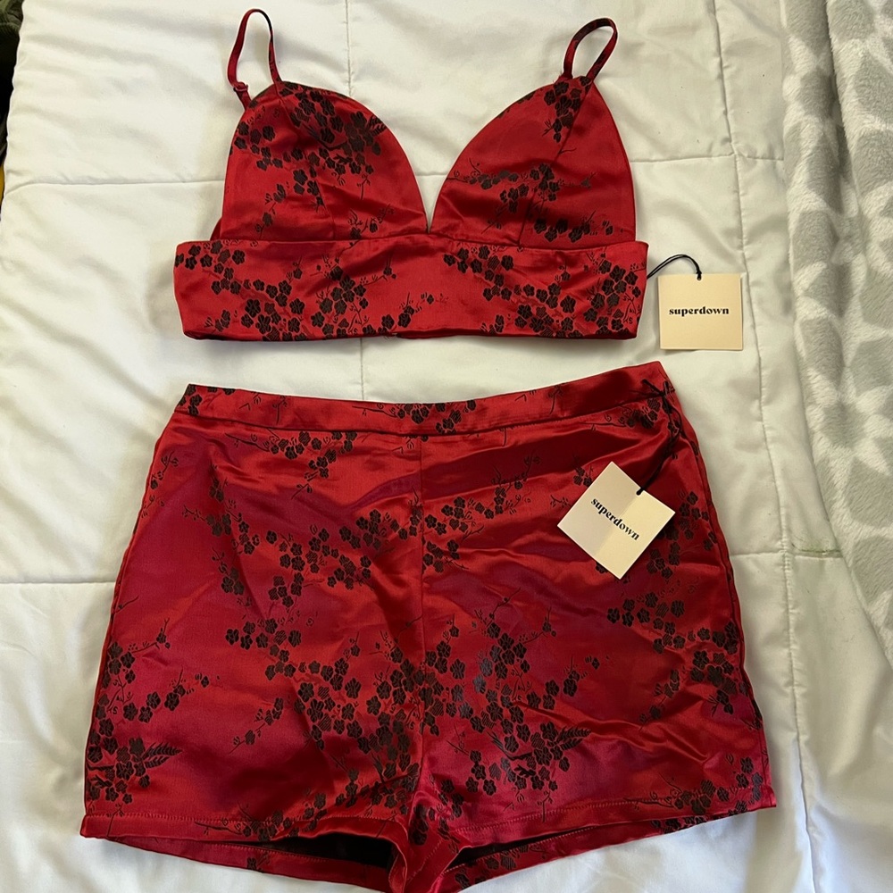 NWT Super Down 2 piece set!